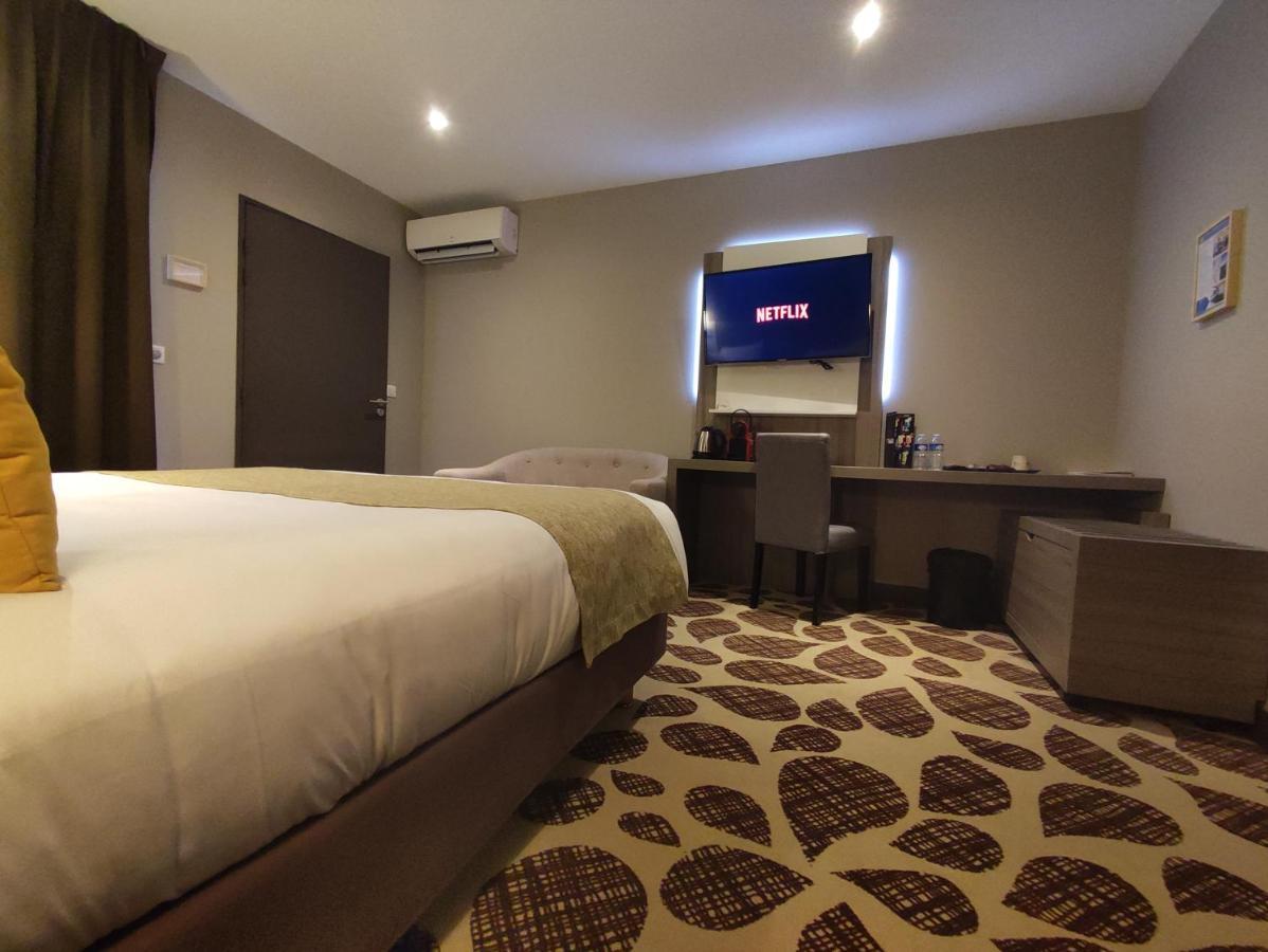 Contact Hotel Le Provencal Bordeaux Lac Εξωτερικό φωτογραφία