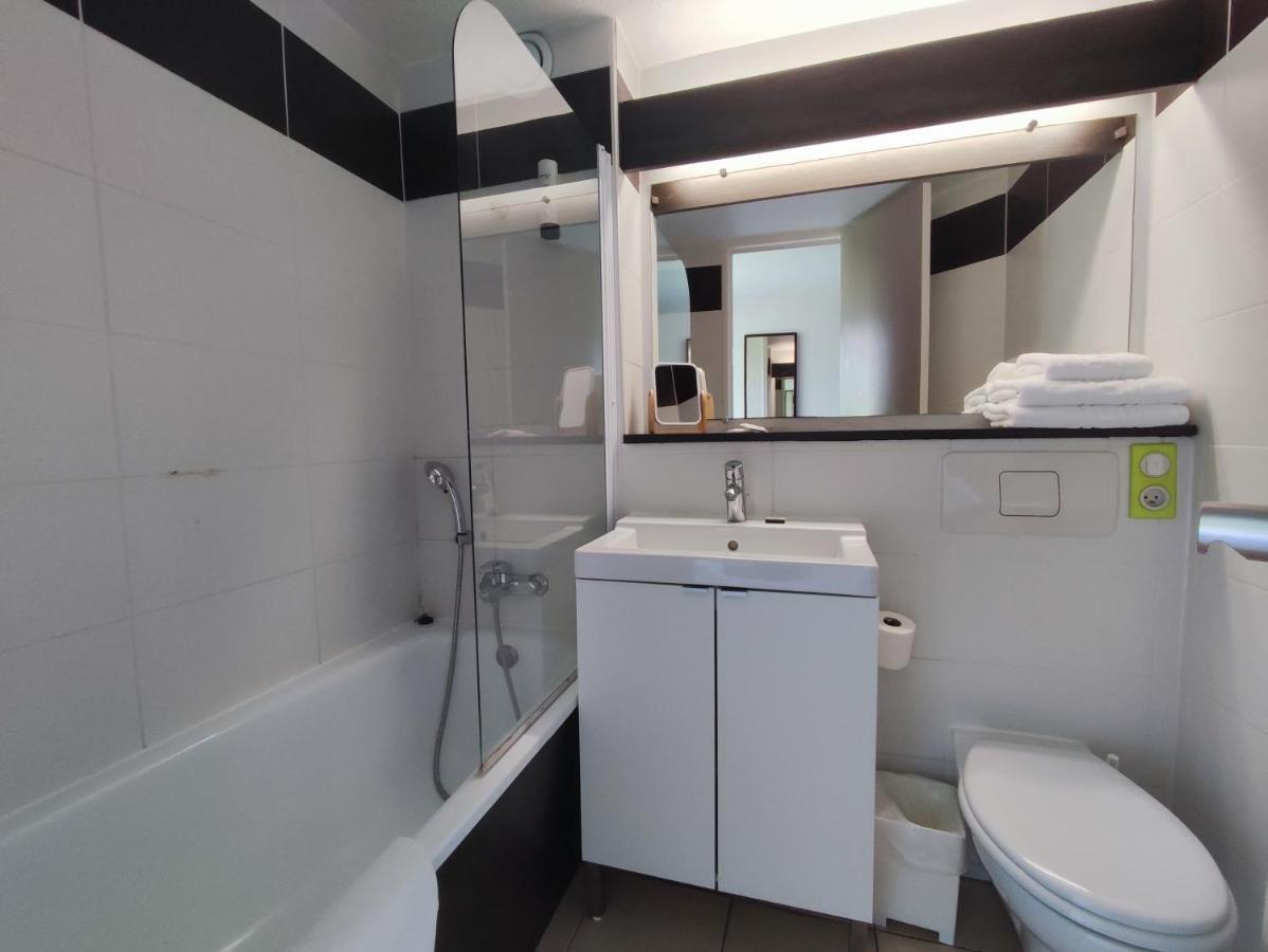 Contact Hotel Le Provencal Bordeaux Lac Εξωτερικό φωτογραφία