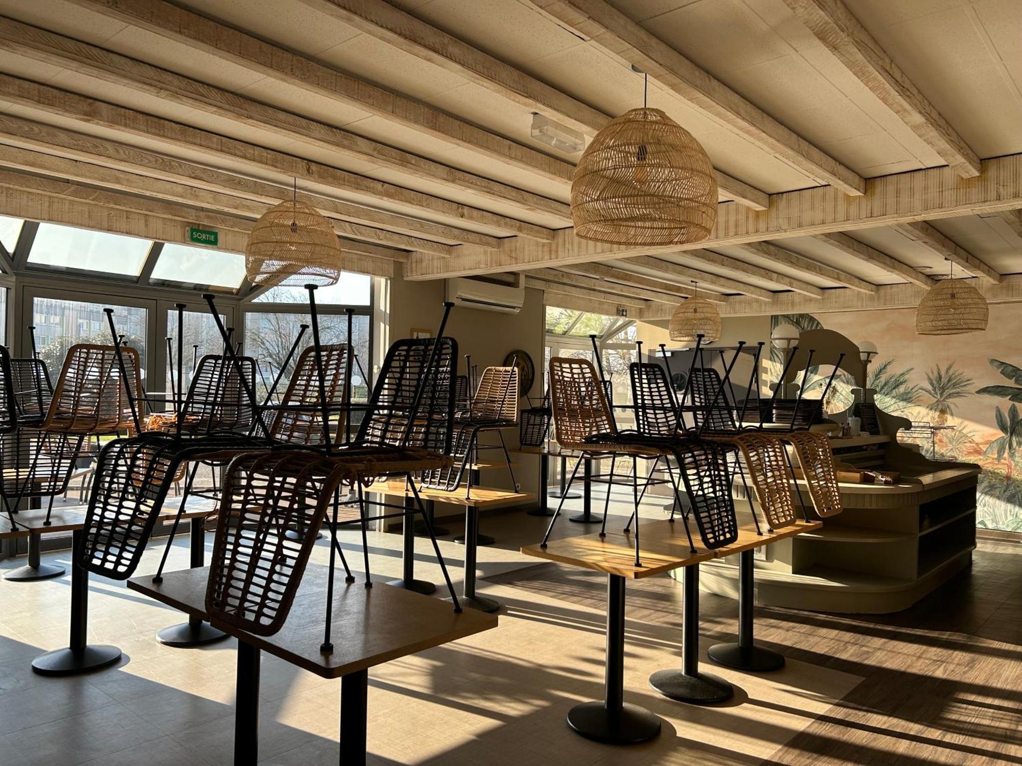 Contact Hotel Le Provencal Bordeaux Lac Εξωτερικό φωτογραφία
